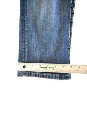 Miss Me Mid Rise Cuffed Capri Jeans Size 30 Angel Wings Embellished MP6377P thumbnail 15