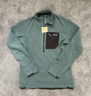 Patagonia Half-Zip Pullover thumbnail 1