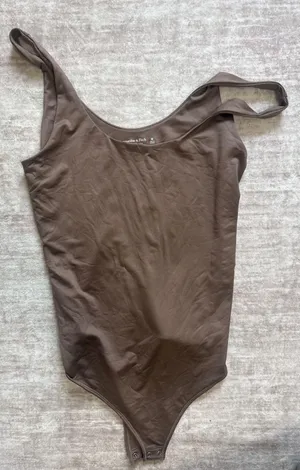 Abercrombie Sleek Seamless Scoop Bodysuit Brown thumbnail 2