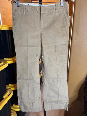 NWT GAP GapStretch Corduroy Pants Size 2R Tan Low Rise Straight Modern Fit thumbnail 3