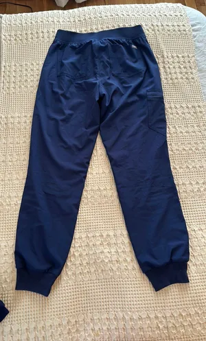 FIGS Jogger Scrub Pants thumbnail 3