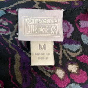 Converse One Star Womens Purple Blue Floral Pintuck‎ Blouse Sz M Long Sleeve EUC thumbnail 5