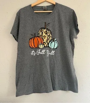 Gildan It’s Fall Ya’ll Golden Grey T-Shirt Pumpkins Casual Comfy XL Autumn November thumbnail 1
