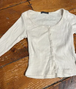 Brandy Melville Long Sleeve White thumbnail 1