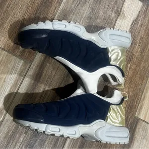Nike blue huarache sneaker thumbnail 3