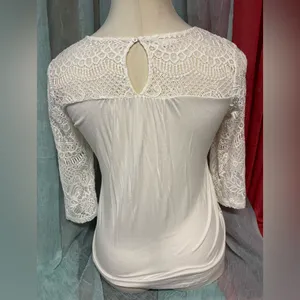 Maurice’s Elegant White Lace Top thumbnail 3
