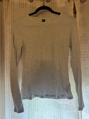 Old Navy Long Sleeve thumbnail 1