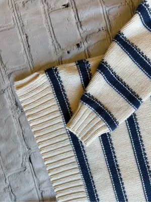 American Eagle Women's Knit Sweater Pullover Nautical Preppy Classic Stripe XS thumbnail 10