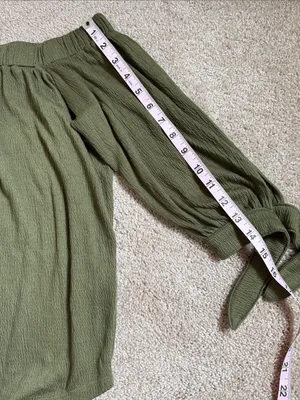 Abercrombie & Fitch Olive Green Off The Shoulder Blouse. Size Small thumbnail 8