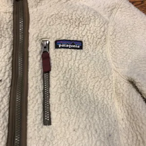 Patagonia Retro Pile Hoody Full Zip Jacket Cream thumbnail 4