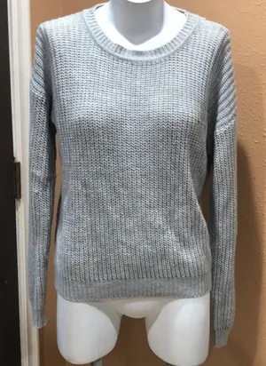 Forever 21 gray knit sweater thumbnail 1