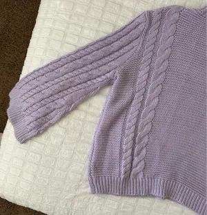 PrettyLittleThing Lilac Cable Knit Oversized Sweatshirt thumbnail 4