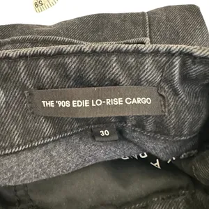 Aritzia Denim Forum The 90s Edie Lo-Rise Cargo Denim Jeans‎ Size 30 114344 thumbnail 14