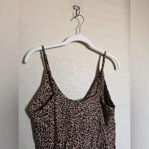 Reformation Marlow Dress Size Extra Small in Bengal Animal Print Mini Slip‎ thumbnail 9
