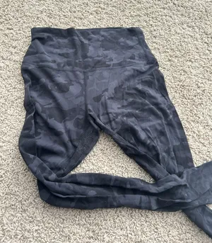 Lululemon Leggings thumbnail 3