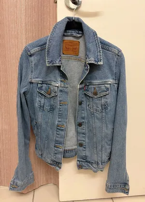 Levi’s Denim Jacket thumbnail 1