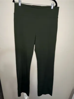 Athleta Delancey Straight Leg High Rise Tall‎ Aspen Green Pull-On Athletic Pants thumbnail 2