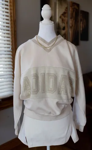 Adidas Vintage Sweatshirt thumbnail 1