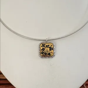Lia Sophia Silver Collar Necklace with Gold and Black Floral Pendant NWT thumbnail 2
