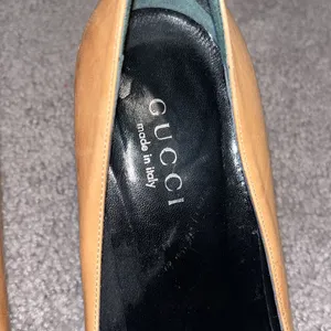 Gucci heels thumbnail 3