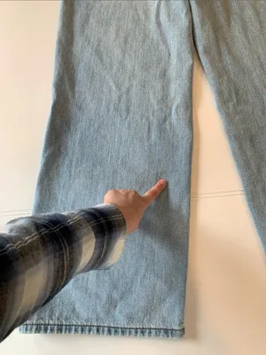 Universal Threads Women’s Size 4 / 27 Relaxed Fit Wide Leg 100% Cotton Jeans thumbnail 8