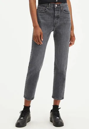 Levi's NWT  Wedgie Straight Jeans thumbnail 1