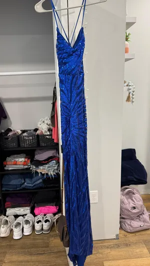 Lulus Prom Dress thumbnail 1