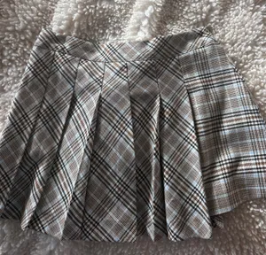 ZARA Skirt Mini thumbnail 1