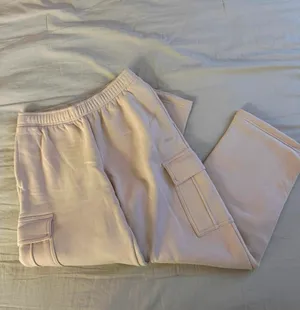Aritzia light pink sweat set  thumbnail 4