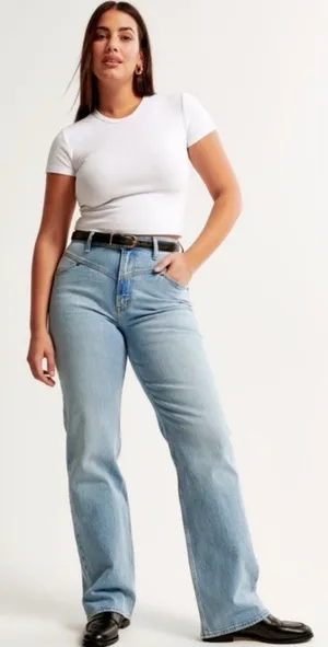 Abercrombie Fitch Curve Love 90s High Rise Relaxed Jean Medium With Front Yoke thumbnail 1