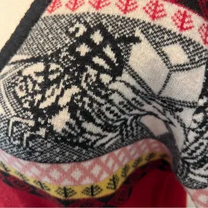 Gemma Huomo Wool Sweater Womens M Red/black knight on a horse Goth Grunge thumbnail 7