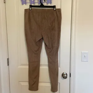 EUC Baccini women’s brown tan suede-like‎ soft stretchy elastic leggings pants L thumbnail 5
