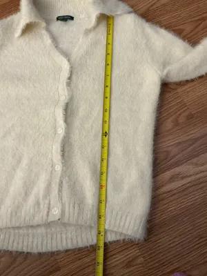 Wild Fable Cream Fuzzy V-Neck Button Sweater Size XS thumbnail 4