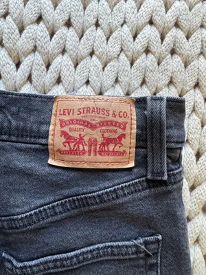 Levi’s Black Ribcage Ankle Straight Jeans thumbnail 5
