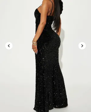 Black maxi dress featuring a slit. thumbnail 4