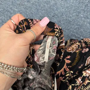 Free People Pretty and Free Black Floral Print Off the Shoulder Romper thumbnail 5