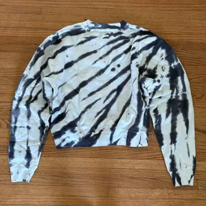 Good American Tie Dye Crew neck thumbnail 3