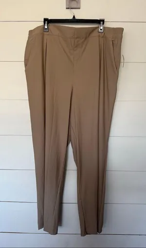 Old Navy Women’s 2X Khaki Sleek Tech Pants Athletic New thumbnail 1