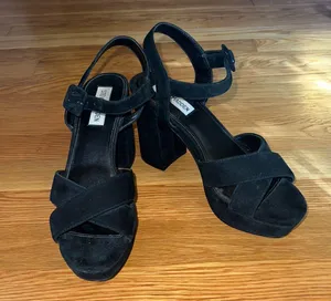 Steve Madden Heels thumbnail 1