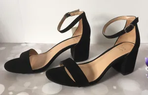 Black Heels, Size 6 1/2W thumbnail 2