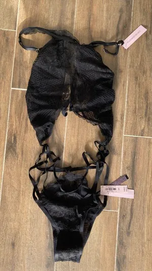 Victoria’s Secret Black Bodysuit Medium Lingerie thumbnail 1