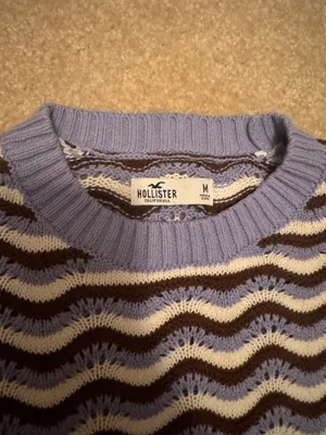 Hollister Sweater thumbnail 2