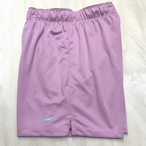 NEW Nike Attack Womens Size XS Dri-FIT Fitness Mid-Rise 5"‎ Unlined Shorts Pink thumbnail 5