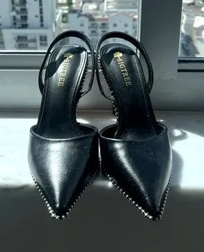 Black Sling Back Pumps Size 7.5 thumbnail 1