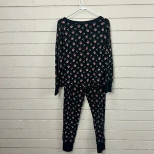 Victoria’s Secret Black Floral Thermal Pajama Set size M thumbnail 2