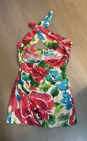 ZARA Mini Dress Floral thumbnail 1