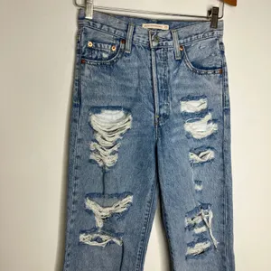 Levi's ribcage straight ankle jeans distressed light wash womens size 25‎ trendy thumbnail 3