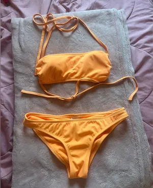 orange bikini thumbnail 1