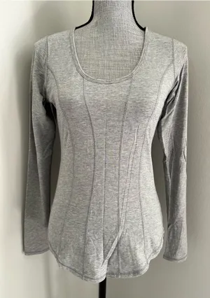Lululemon heather grey between the lines long sleeve top thumbnail 1