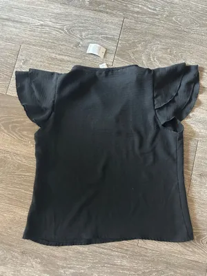 Black blouse Size M thumbnail 2
